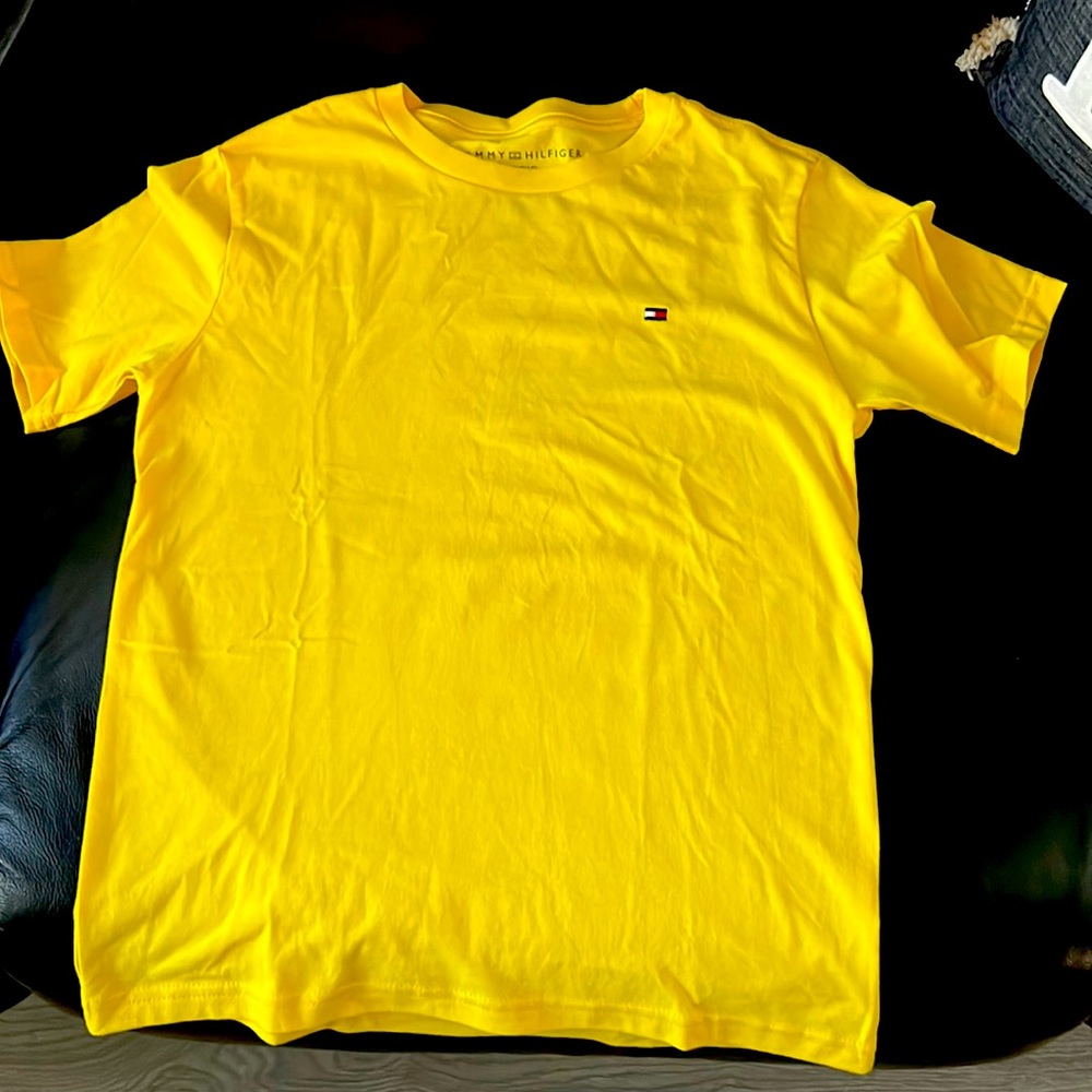 Boys Yellow Tommy Hilfiger T shirts never worn